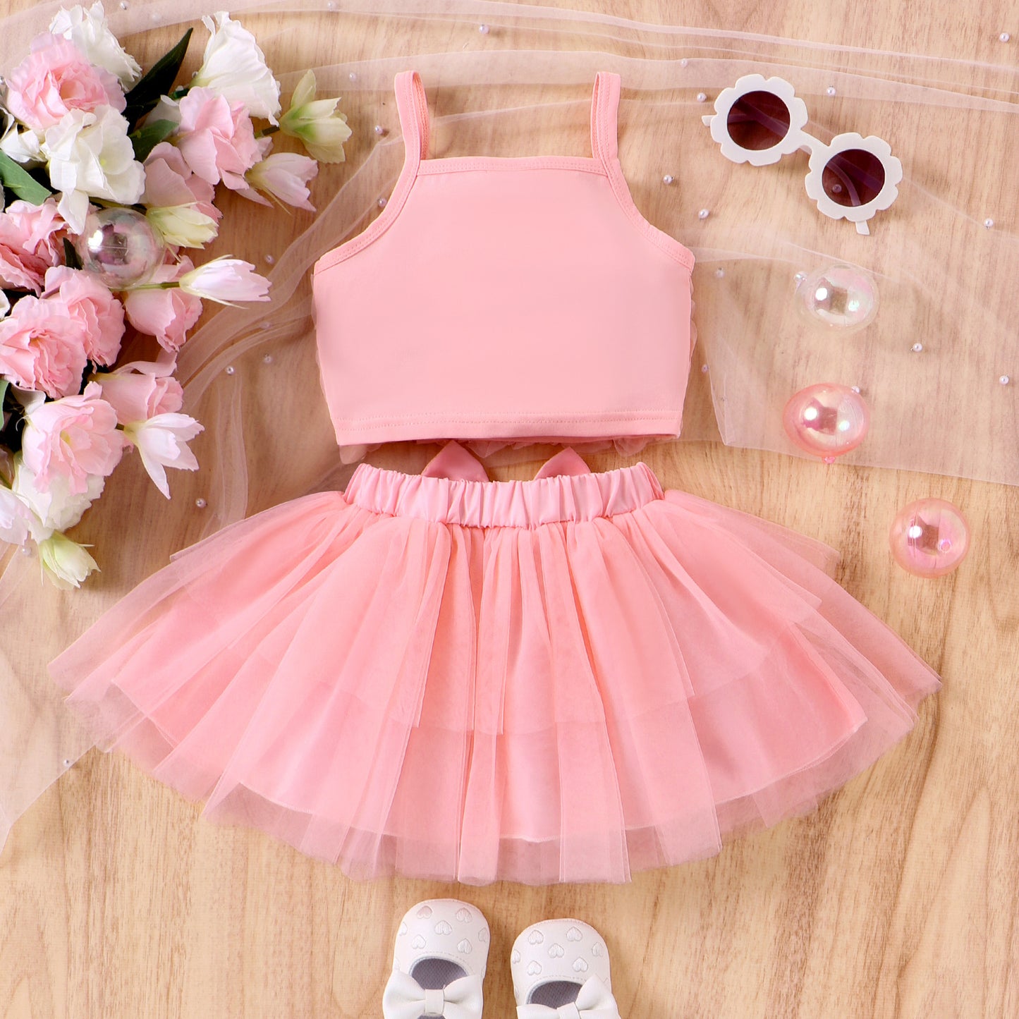 Fashionable Little Girl Three-dimensional Floral Top + Mesh Half Skirt